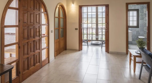 House With 3 Bedrooms in Las Zocas, With Wonderful Mountain View, Furn, Book Hotel Hotels in Tenerife with Parking, Parking