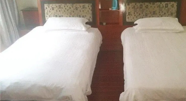 Yifeng Hotel, Book Hotel Enshi Hubei