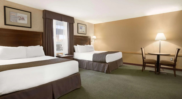 Standard Neljän hengen huone Days Inn Estevan