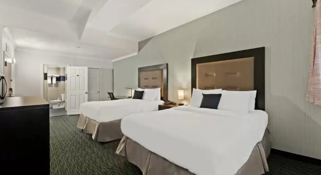 Люкс Quality Inn Philadelphia Center City