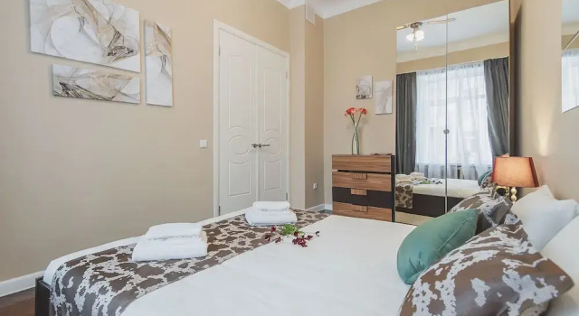 GM Apartment near historic center of Moscow, Book Apartment CAO Area Moscow, near Dormition Cathedral
