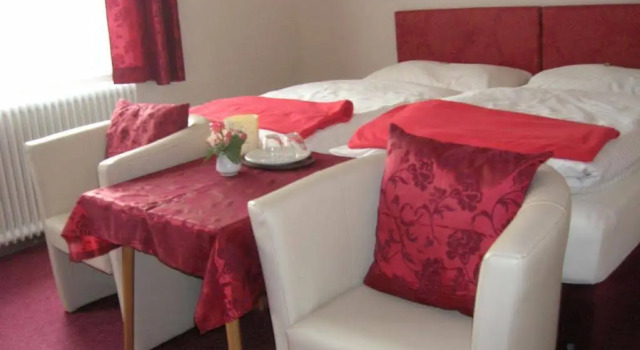 Pension Triebl, Book Hotel Puchberg am Schneeberg 
