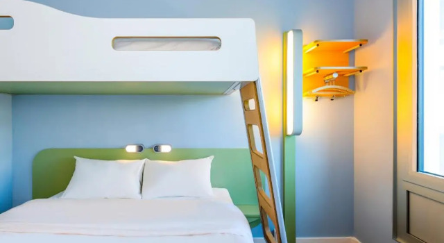 Трёхместный номер Standard ibis budget Concarneau