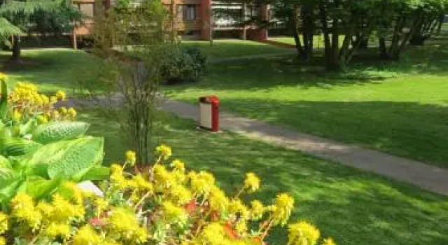 B&B Milano3, Book Bed and Breakfast Hotels in Basiglio with Parking, Parking