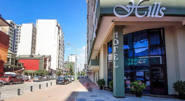 Hotel Hills Batumi, Book Hotel Batumi 