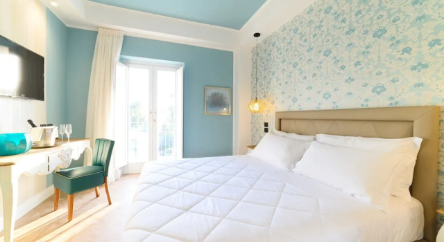Полулюкс Hotel Sogaris