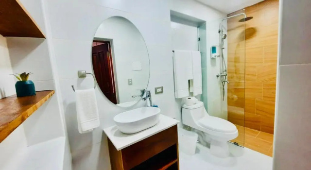 Апартаменты Lovely Beachfront 2 bedrooms condo with 2 pools
