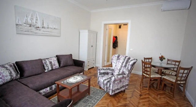 City Center Belgrade Queen Apartment Skadarlija, Забронировать Апартаменты/квартира Отели в центре Белграда, в центре