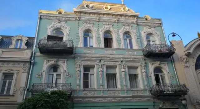 Guest House Tuta, Забронировать Гостевой дом Чугурети Тбилиси, рядом с Концертный зал Тбилиси