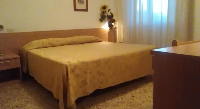 Hotel Nuovo Centrale, Забронировать Отель Отели Кортона 3 звезды, 3*