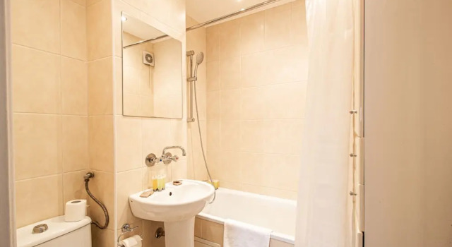 Saska Kepa Velvet Apartment