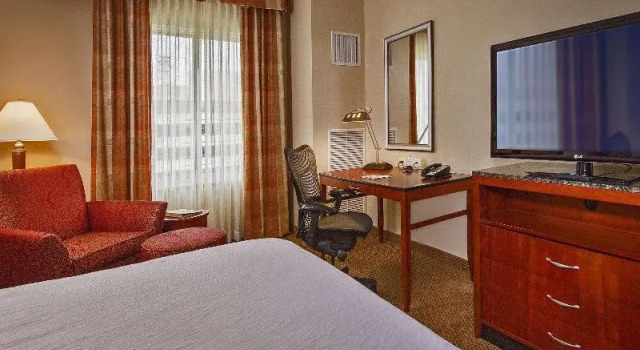 Номер Premium Hilton Garden Inn Tysons Corner