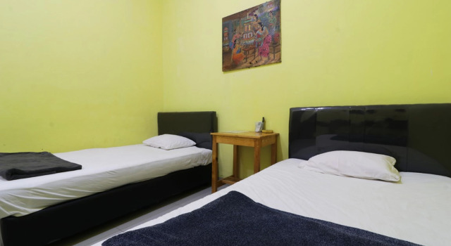 Двухместный номер Standard Surabaya Jaya Hotel near Soekarno Hatta Airport Redpartner