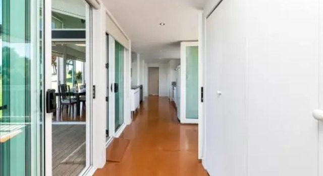 Paroa Bay Chalets, Забронировать Шале Отели Бей-оф-Айлендс 4 звезды, 4*
