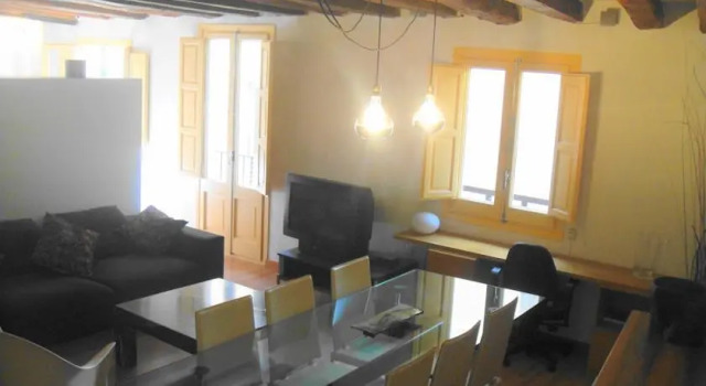 Easy Rentals Barcelona, Забронировать Отель Барселона провинция Барселона, рядом с Приход Св. Августина