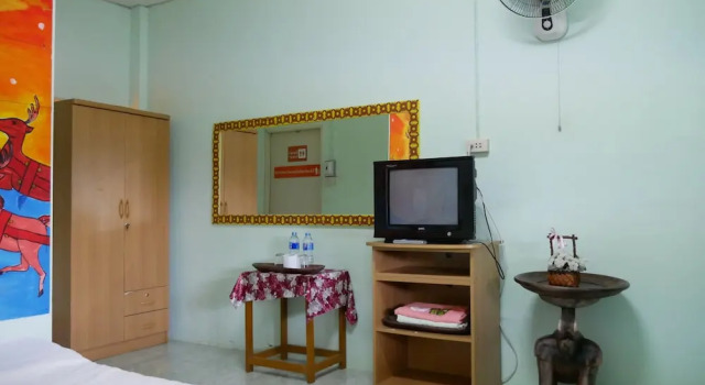 Suwannee Resort, Varaa Lomakeskus Hotellit North-Eastern Thailand pysäköinnillä, Pysäköinti