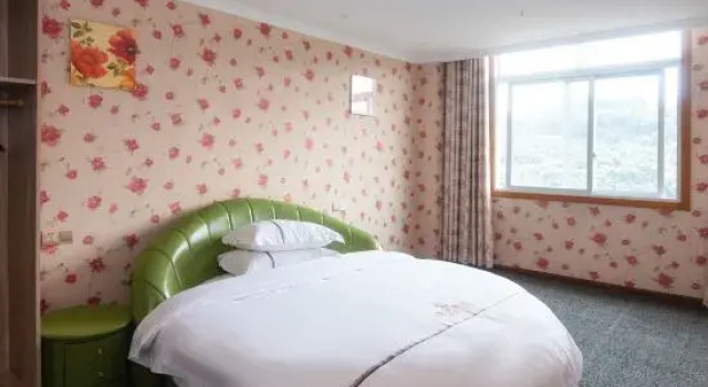 Люкс с видом на реку Lavande Hotel Luzhou Jiale Century City