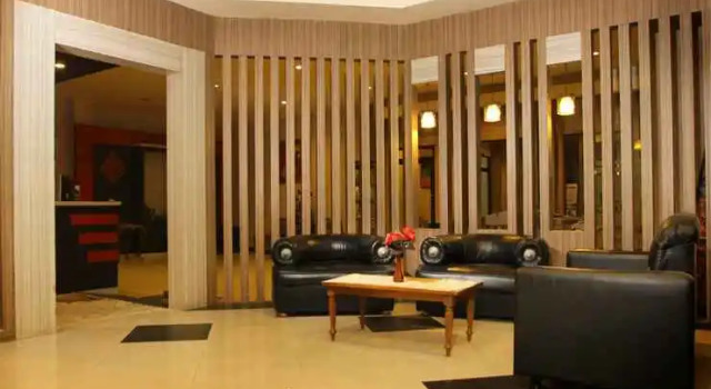 Grand Duta Palu, Prenota Hotel Hotel a Sulawesi con parcheggio, Parcheggio