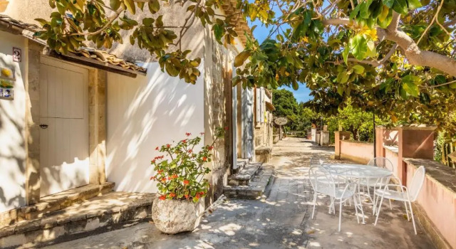 Апартаменты Agriturismo Val Di Noto