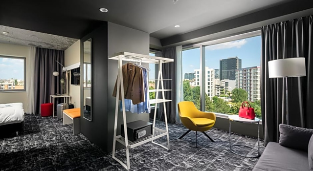 Люкс с видом на парк ibis Bucharest Politehnica