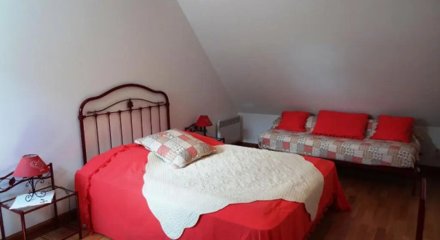 Gîte Herry, 4 pièces, 7 personnes - FR-1-586-1, Buchen Sie Hotel Herry Centre