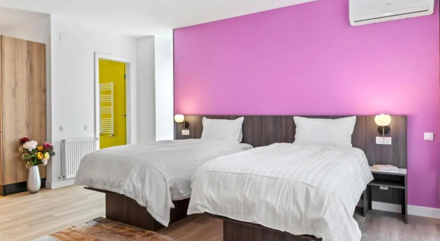 Deluxe Kahden hengen huone parvekkeella Uni88 Apart Hotel