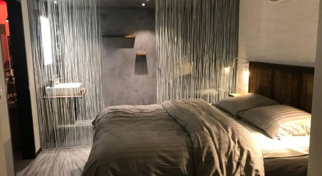 Le gite de la Rochelle - Barrage de l'Eau d'Heure, Book Hotel Yves Gomezee Belgium