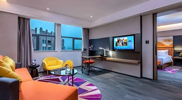 Hampton by Hilton Renhuai Zuimei Avenue, Book Hotel Hoteller i Renhuai med parkering, Parkering