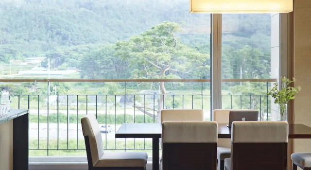 Люкс The Suites Hotel Namwon