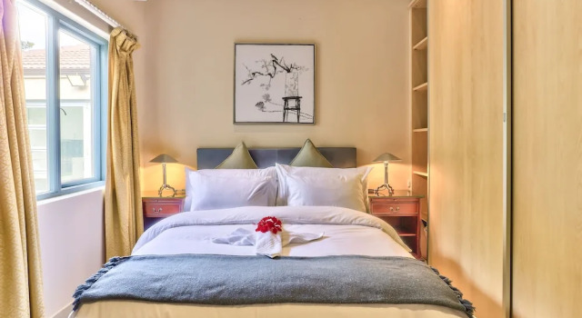 Villa Jesdene, Забронировать Вилла Коттеджи Кейптауна, рядом с Офтальмологическая клиника Life Peninsula, Коттедж
