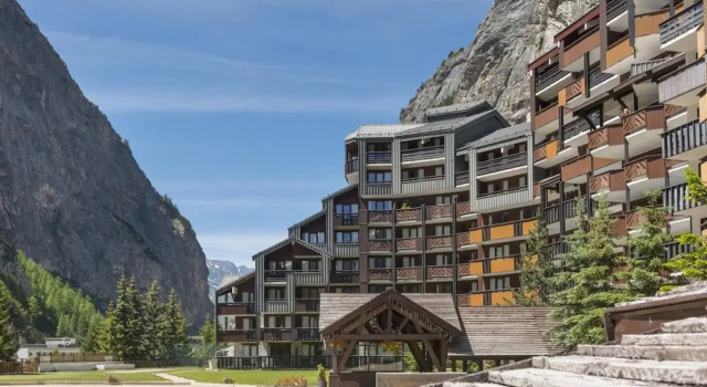 Апартаменты с балконом и с видом на горы Résidence La Daille - Val-dIsère