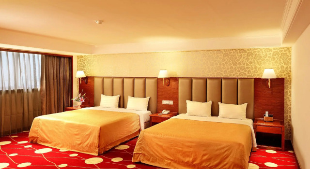 Четырёхместный номер Deluxe Chyuan Du Spring Resort