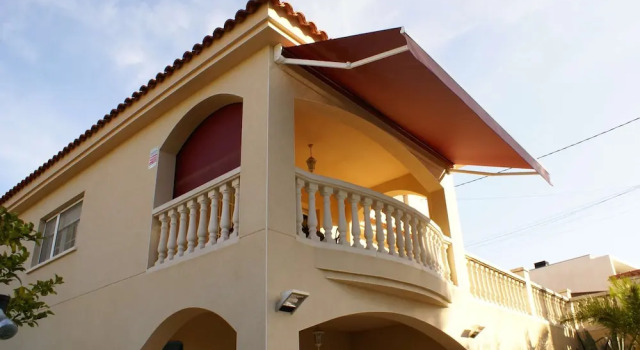 CUBELLES HLCLUB House, Prenota Hotel Cubelles Costa del Garraf
