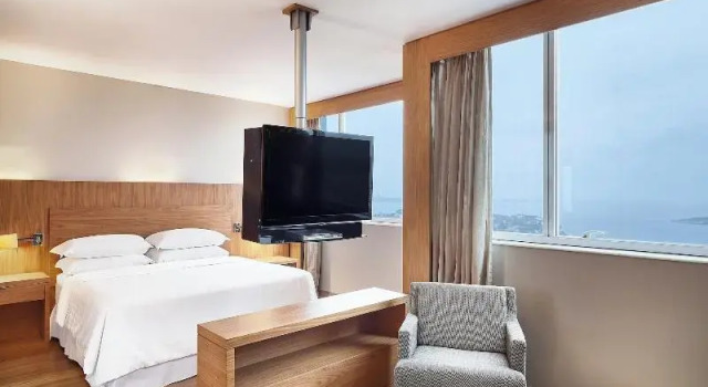 Двухместный клубный люкс Sheraton Vitoria