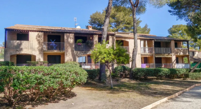 Les Hauts Du Port, Забронировать Отель Сен-Сир-сюр-Мер Bandol Wine Route, рядом с Пляж Les Lecques