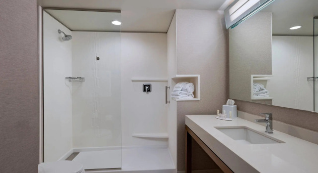 Двухместный номер Standard Courtyard by Marriott Jackson Madison