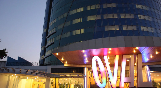 Hotel Oval Surabaya
