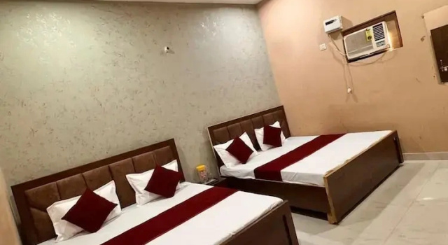 Семейный номер Standard Hotel Raghav Dham
