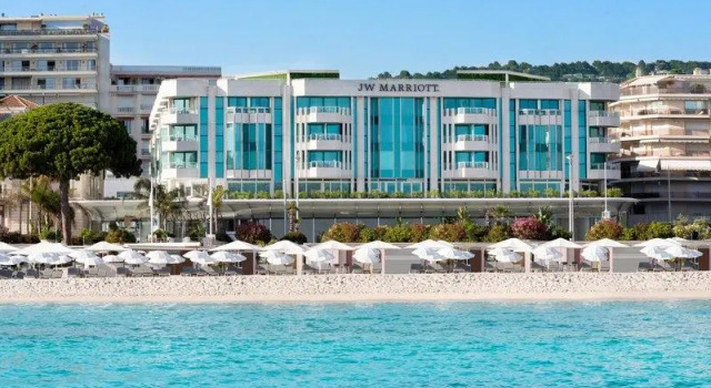 Номер Standard JW Marriott Cannes
