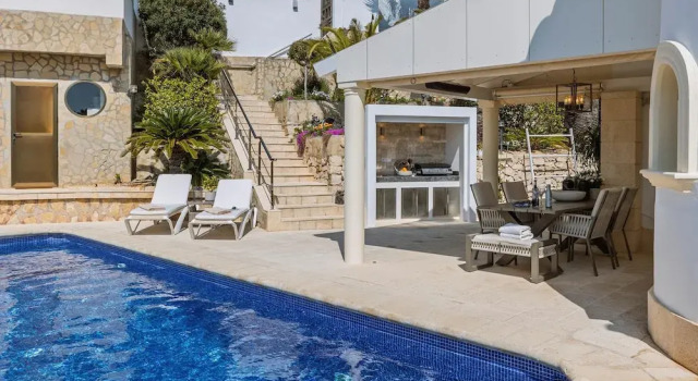 Вилла Rijos in J vea With 3 Bedrooms and 3 Bathrooms