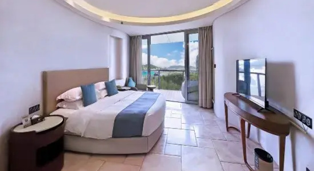 Двухместный номер Standard с видом на море Phoenix Island Resort Sanya