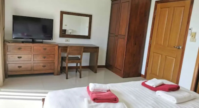 2 Bedroom Villa Cheong Mon, Забронировать Вилла Отели Южного Таиланда с парковкой, Парковка
