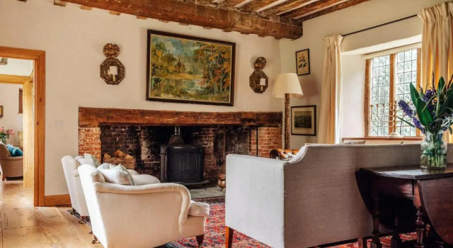 Lavish Tudor Estate Gardens - Sleeps 25, Boek Appartement Hotels in Norfolk met parkeren, Parkeren