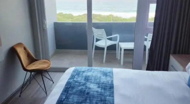 Двухместный номер Standard с видом на море 12 Oceans Hotel and Conference Centre