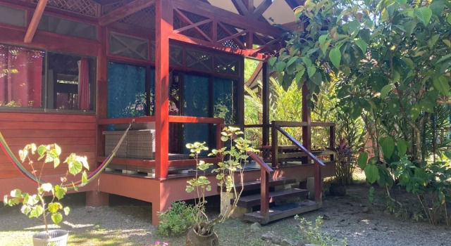 Двухместное бунгало Hotel Kenaki Lodge