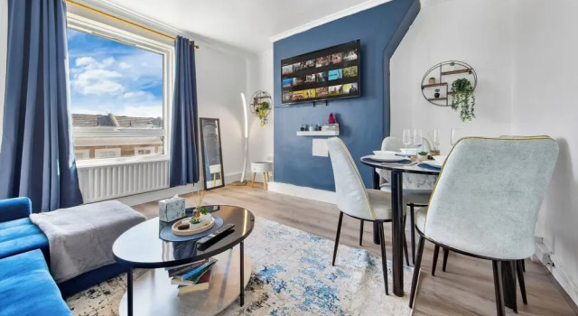 Modern Bed Apartment, Varaa Huoneisto Asunnot kohteessa Merseyside, Huoneisto