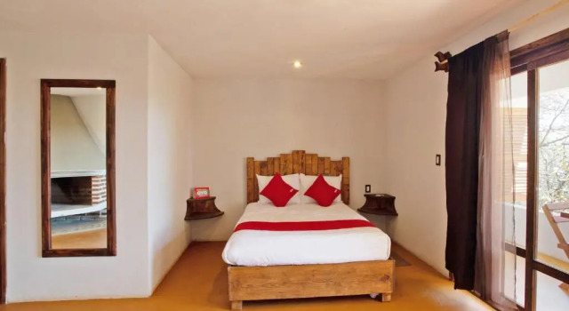 Полулюкс Hotel Villa Xtreme