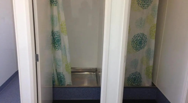 Кровать в общем номере Tripinn Boutique Motels & Affordable Accommodation