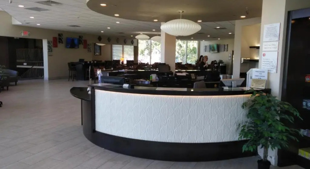 Ramada Hotel & Conference Center by Wyndham Lexington North, Buchen Sie Hotel Hotels in Kentucky mit Parkplatz, Parkplätze