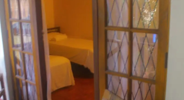 Номер Economy с балконом Tree Breeze Inn